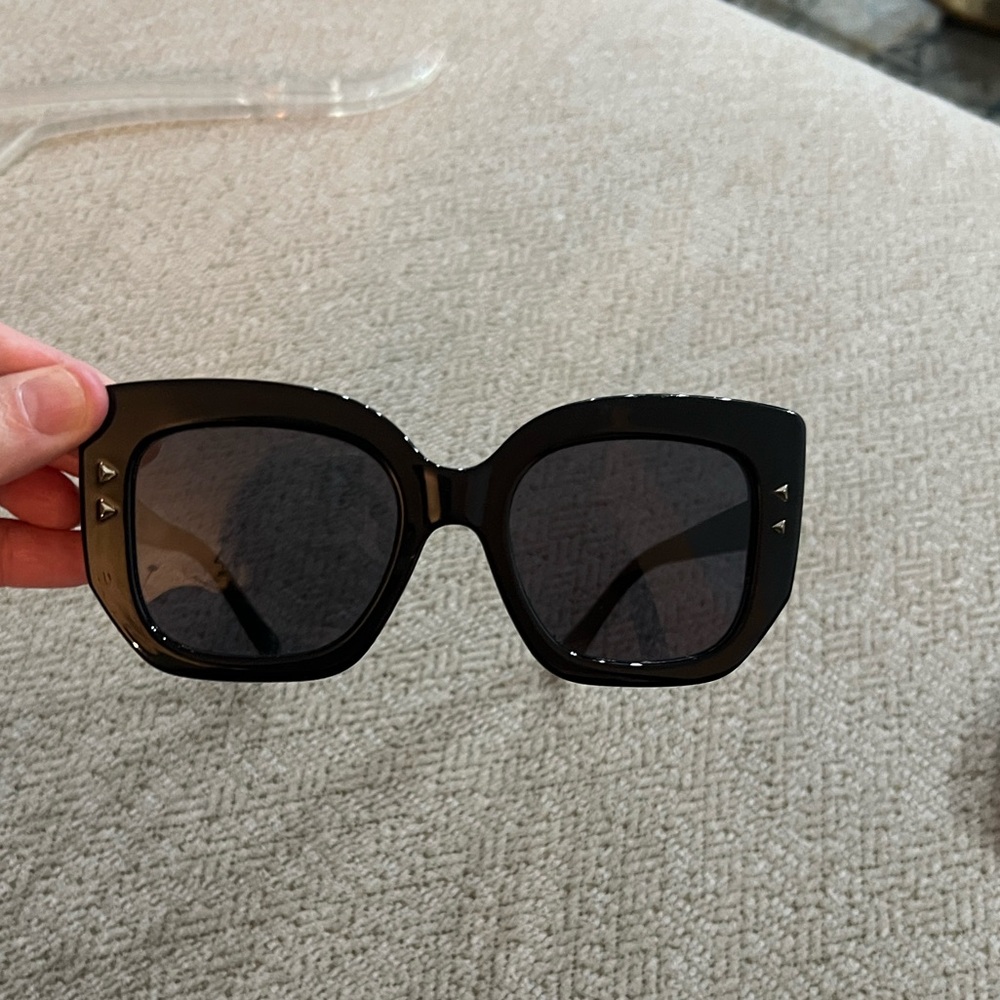 Frye Oversized Black Square Sunglasses Stud Detail 100% UV Protection
